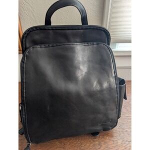 Tignanello Leather Backpack Womens Medium Black Excellent Organizer Commuter Bag